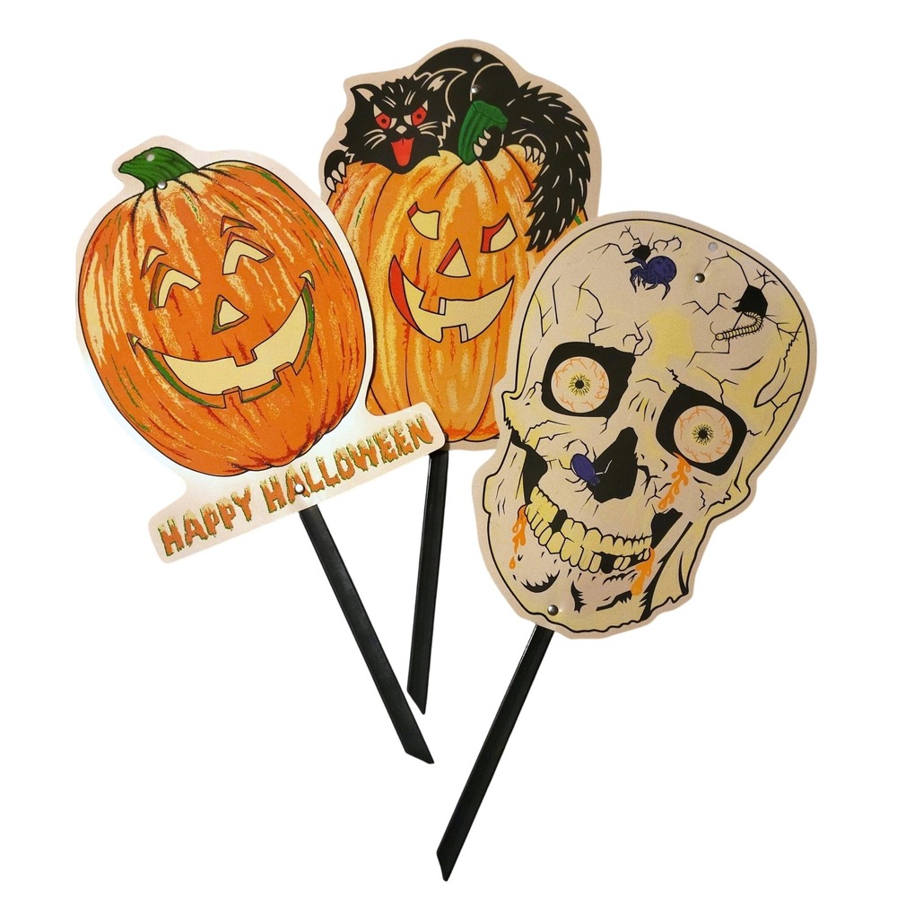 Vintage 90s Halloween Heads Yard Stakes Set Pumpkin Cat Skull Plastic Decor 23in